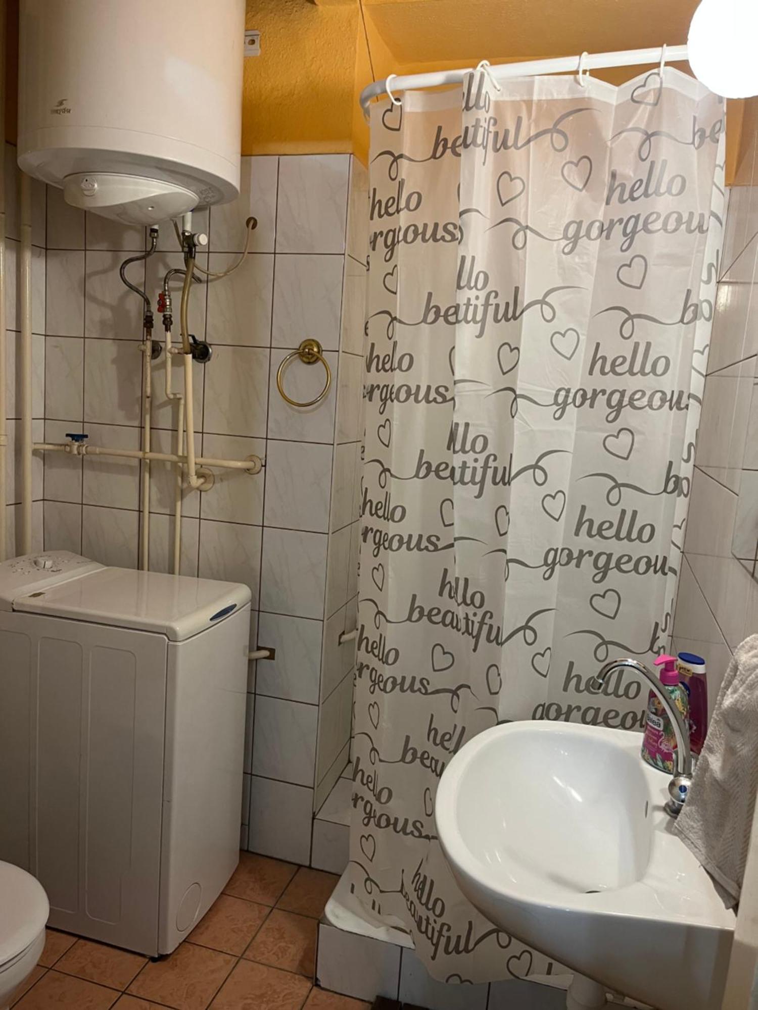 White Ship Apartman บูดาเปสต์ ภายนอก รูปภาพ